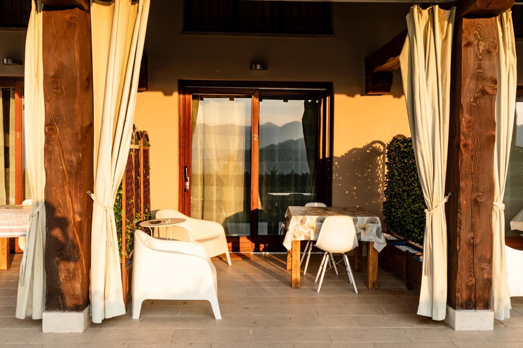 Agriturismo Da Gesi Sale Marasino Eksteriør bilde