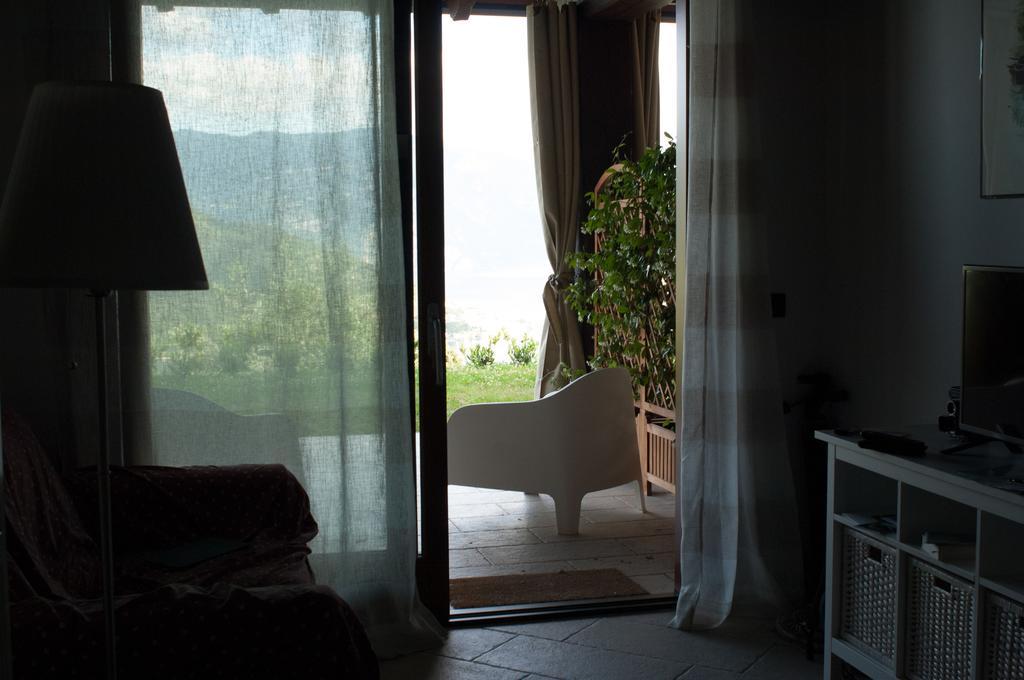 Agriturismo Da Gesi Sale Marasino Eksteriør bilde