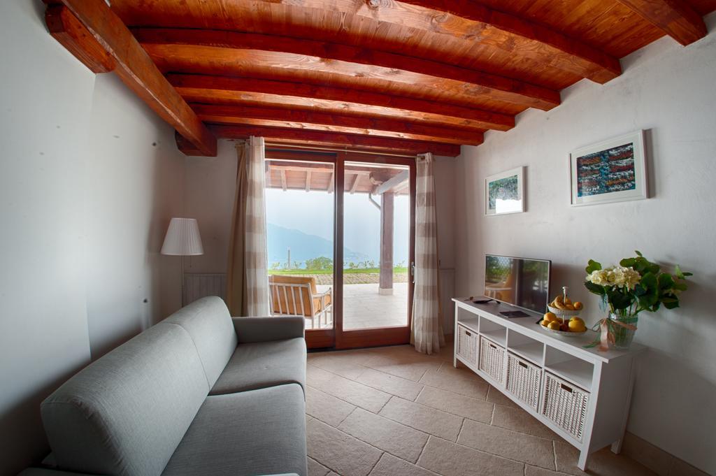 Agriturismo Da Gesi Sale Marasino Eksteriør bilde